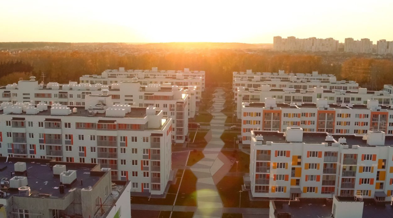Апрель